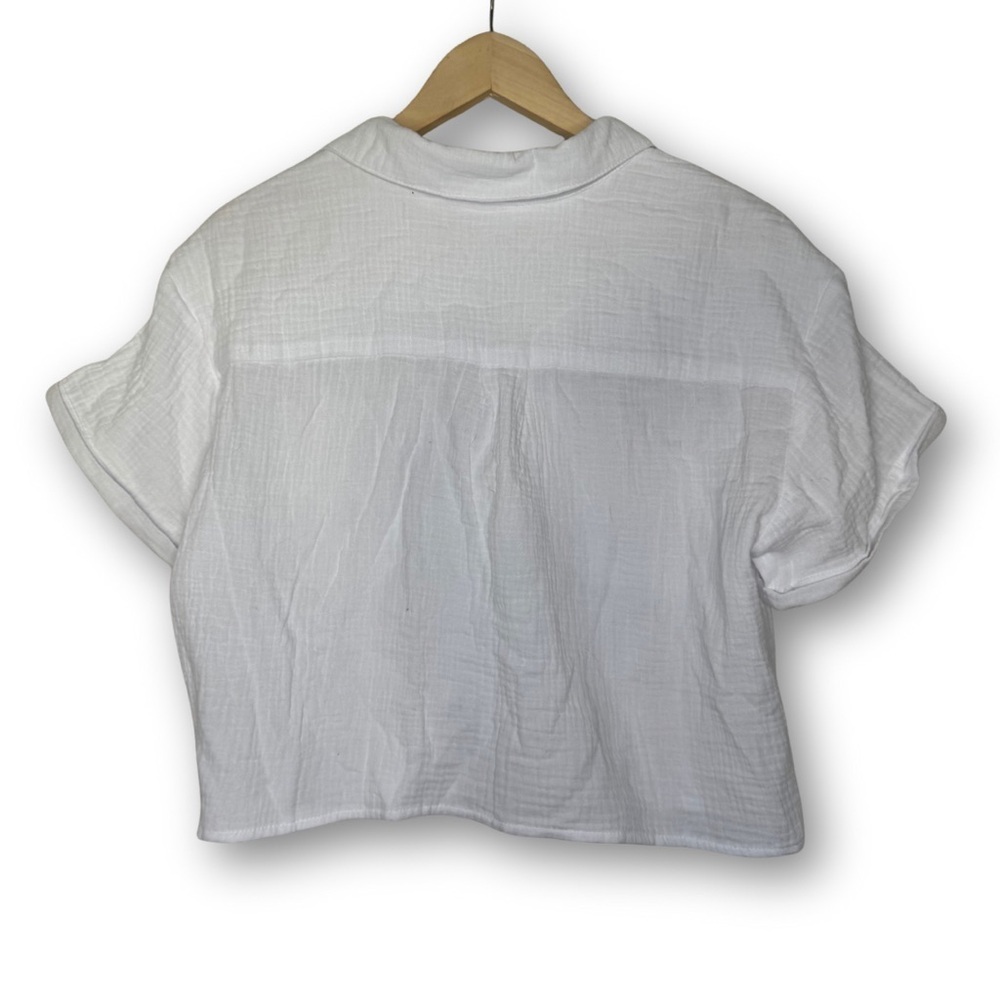 NWOT No Comment White Cotton Cropped Button Down Size Large - Picture 2 of 6